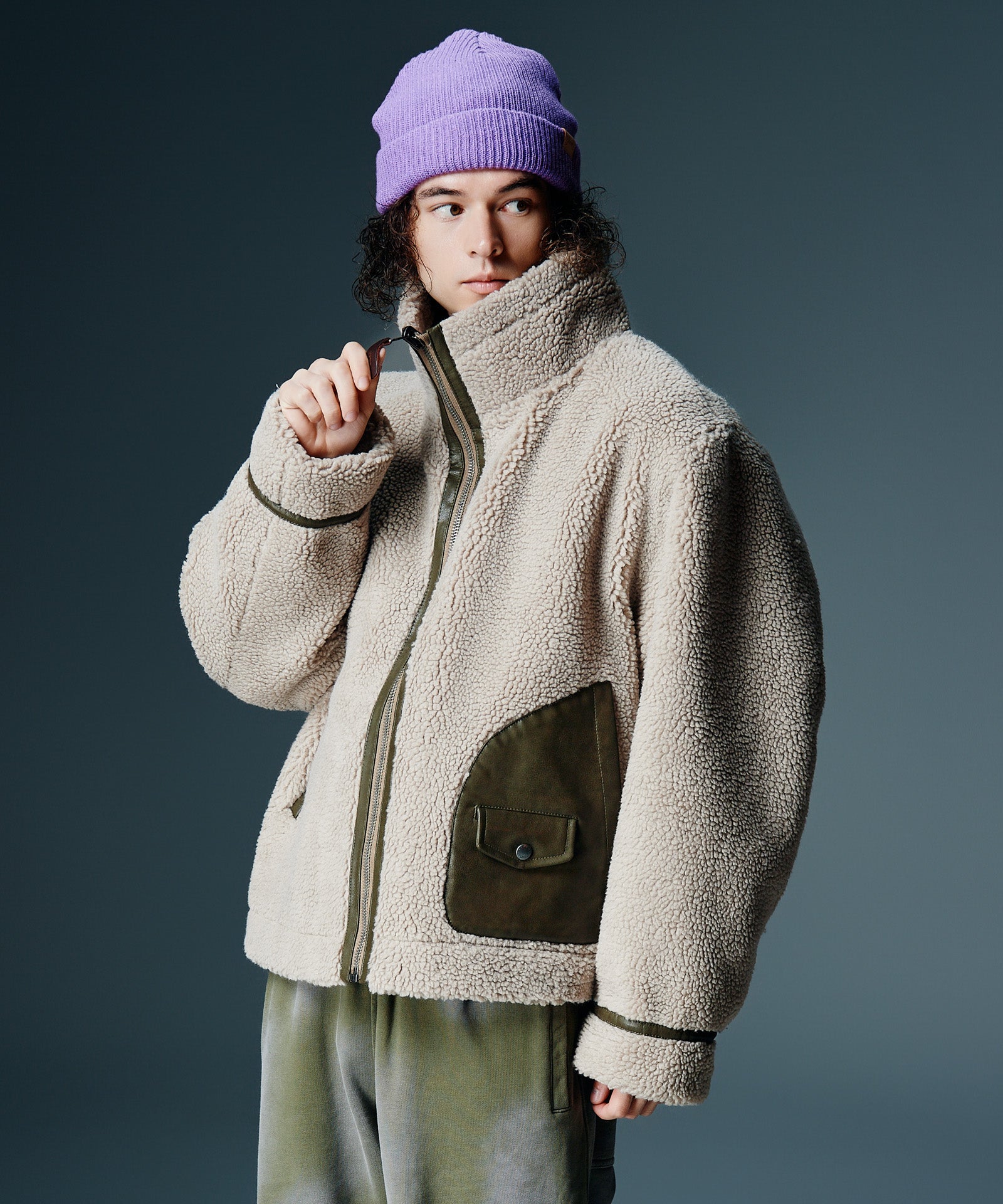 【Gray Reversible】H:175 / C:83 / W:66 / H:87 着用サイズ : L