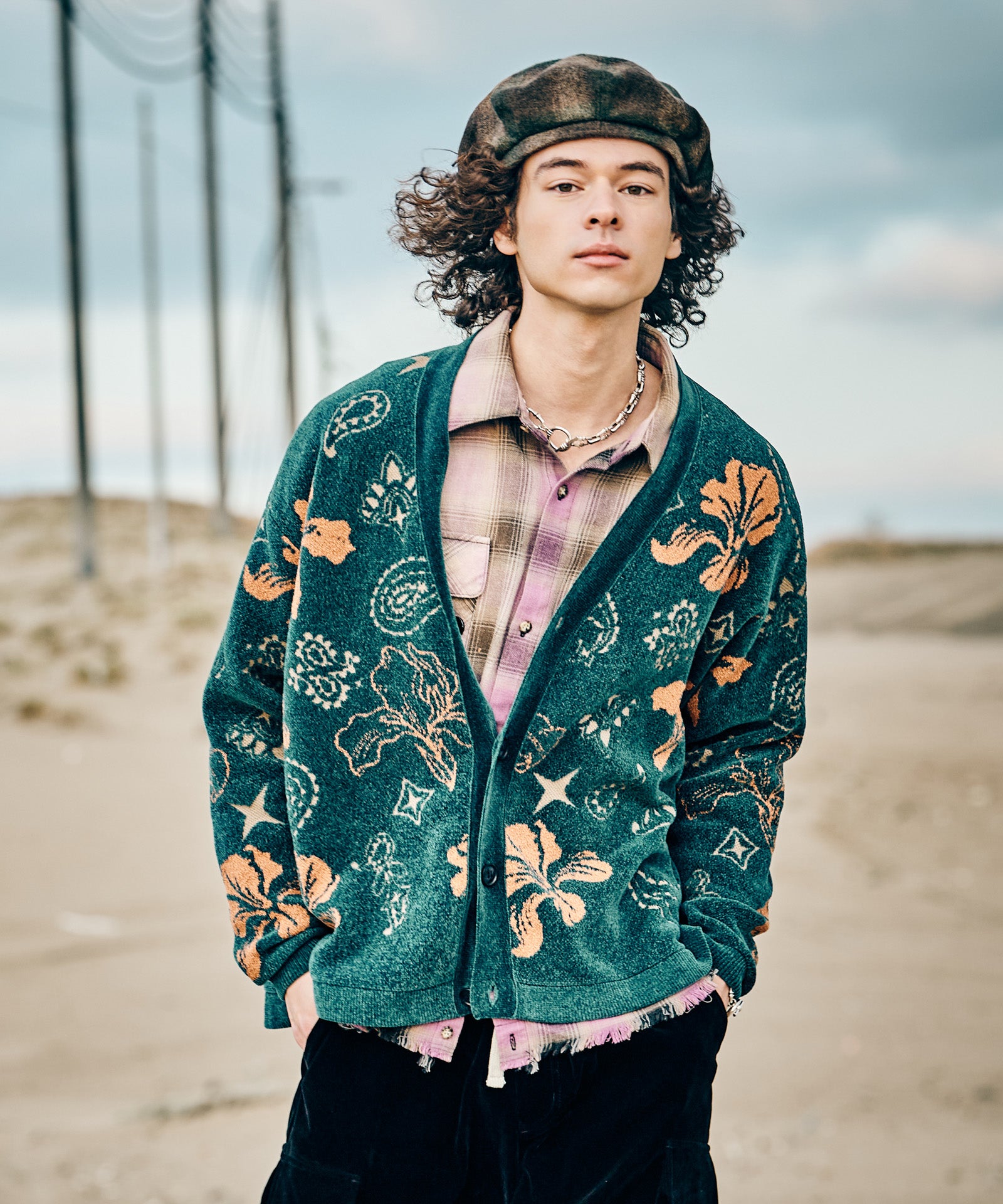 新品✨23ss Needles カーディガン 花柄 貝ボタン ダークグリーン S GB0326/KNT06 : Flower Paisley Cardigan / フラワーペイズリー