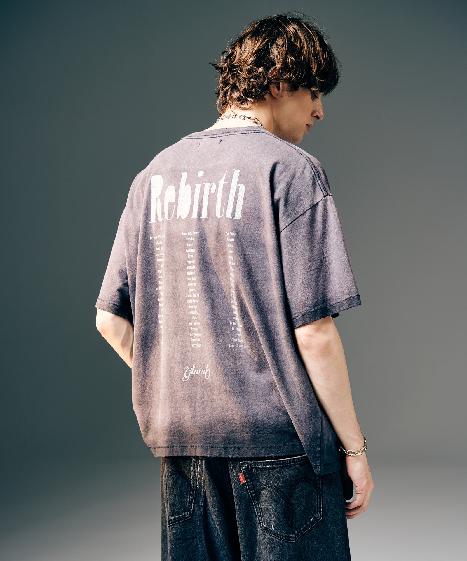 GB0425/CS01 : Rebirth T-Shirt / リバースTシャツ | glamb Online
