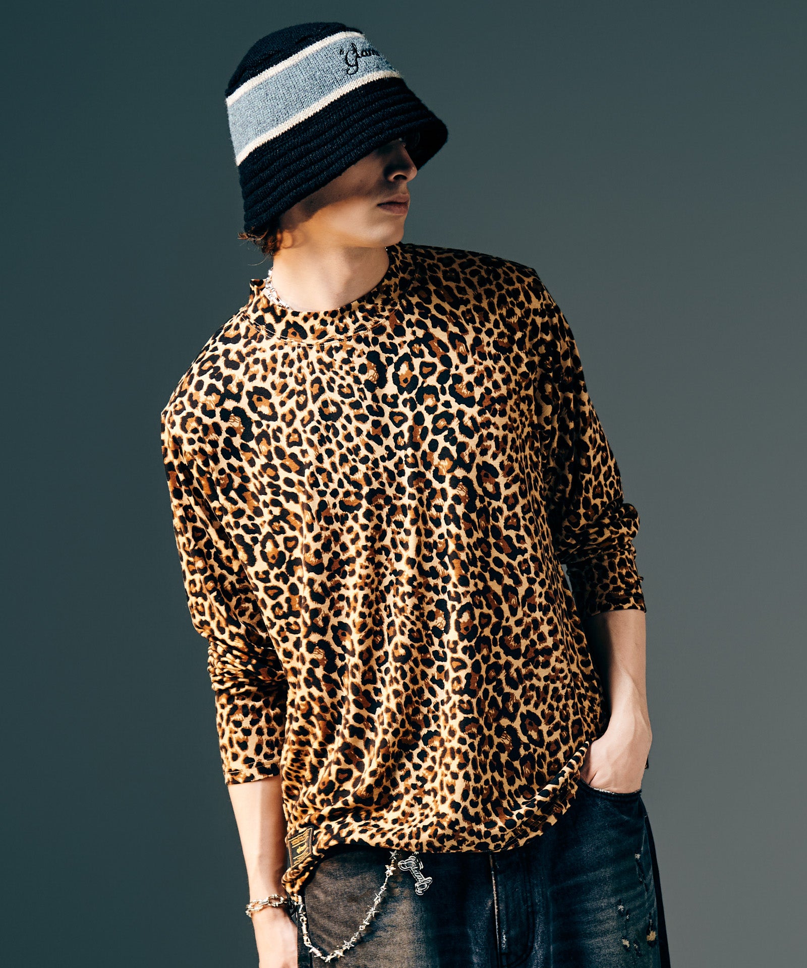 GB0425/CS07 : Leopard Mock Neck Cutsew / レオパードモックネック