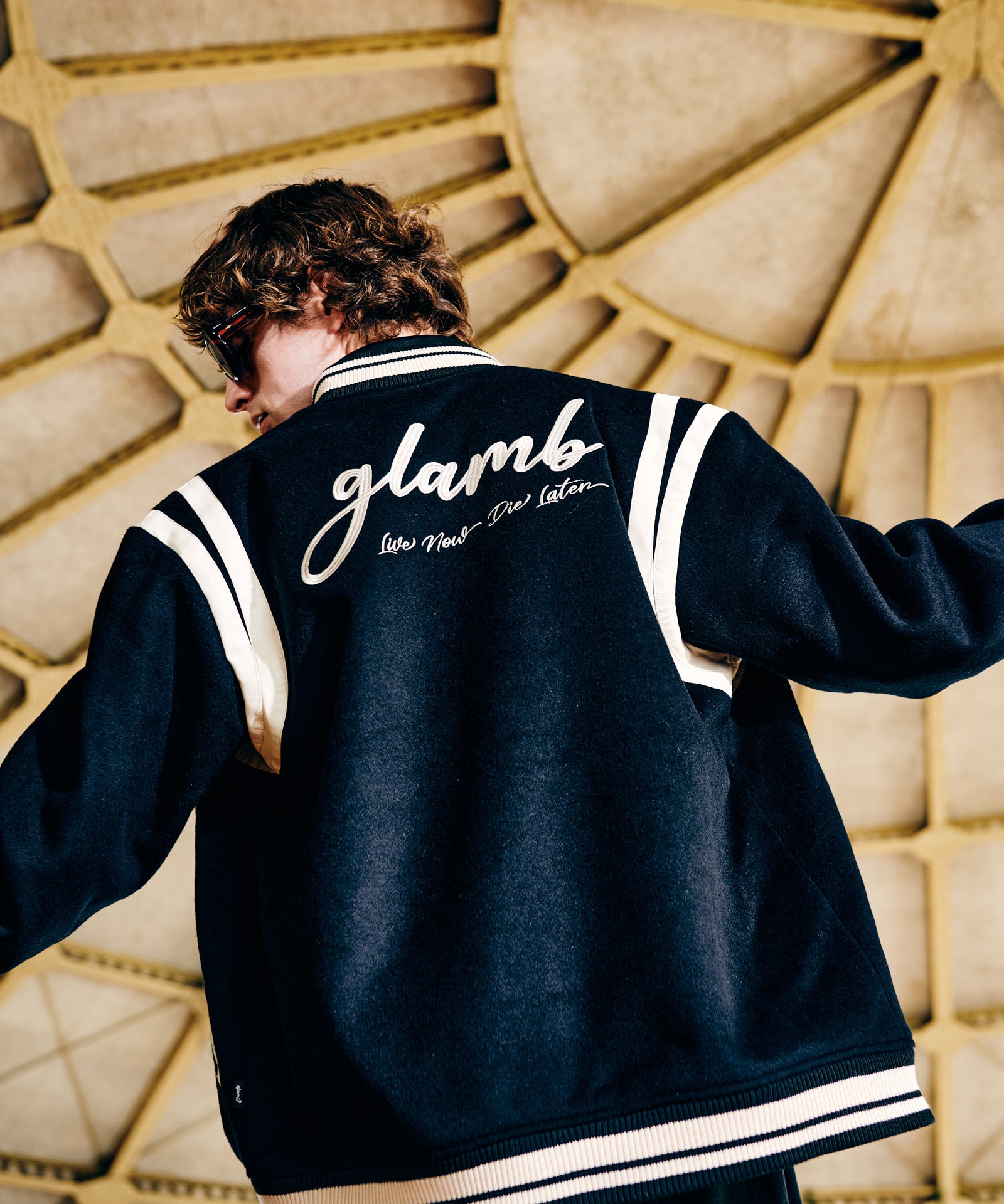 ボネーラ　スタジャン ボネーラ スタジャン