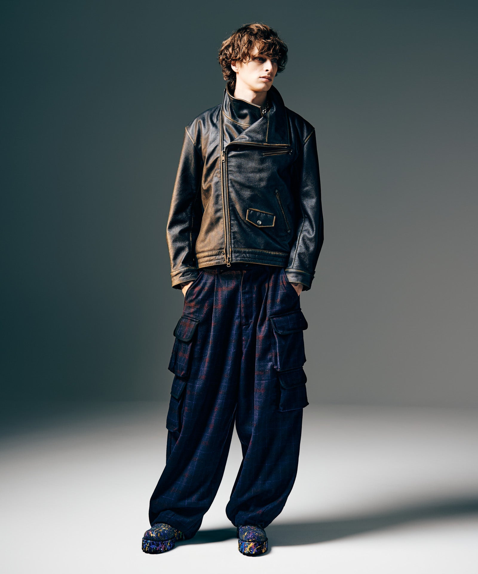 パンツ ORIMI 2021aw Heavy Gobelin Trouser ORIMI 2021aw Heavy Gobelin Trouser - メルカリ