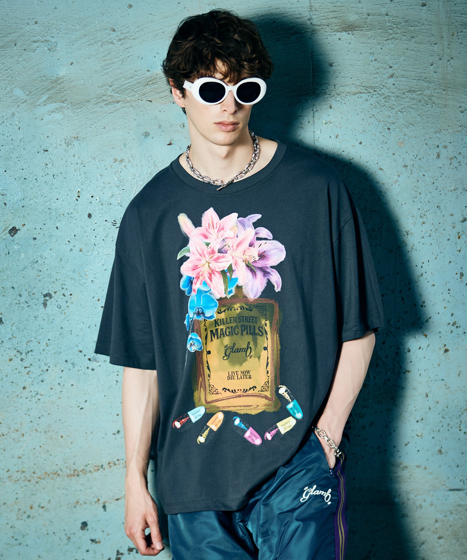 H:186 / C:89 / W:71 / H:92 着用サイズ : L