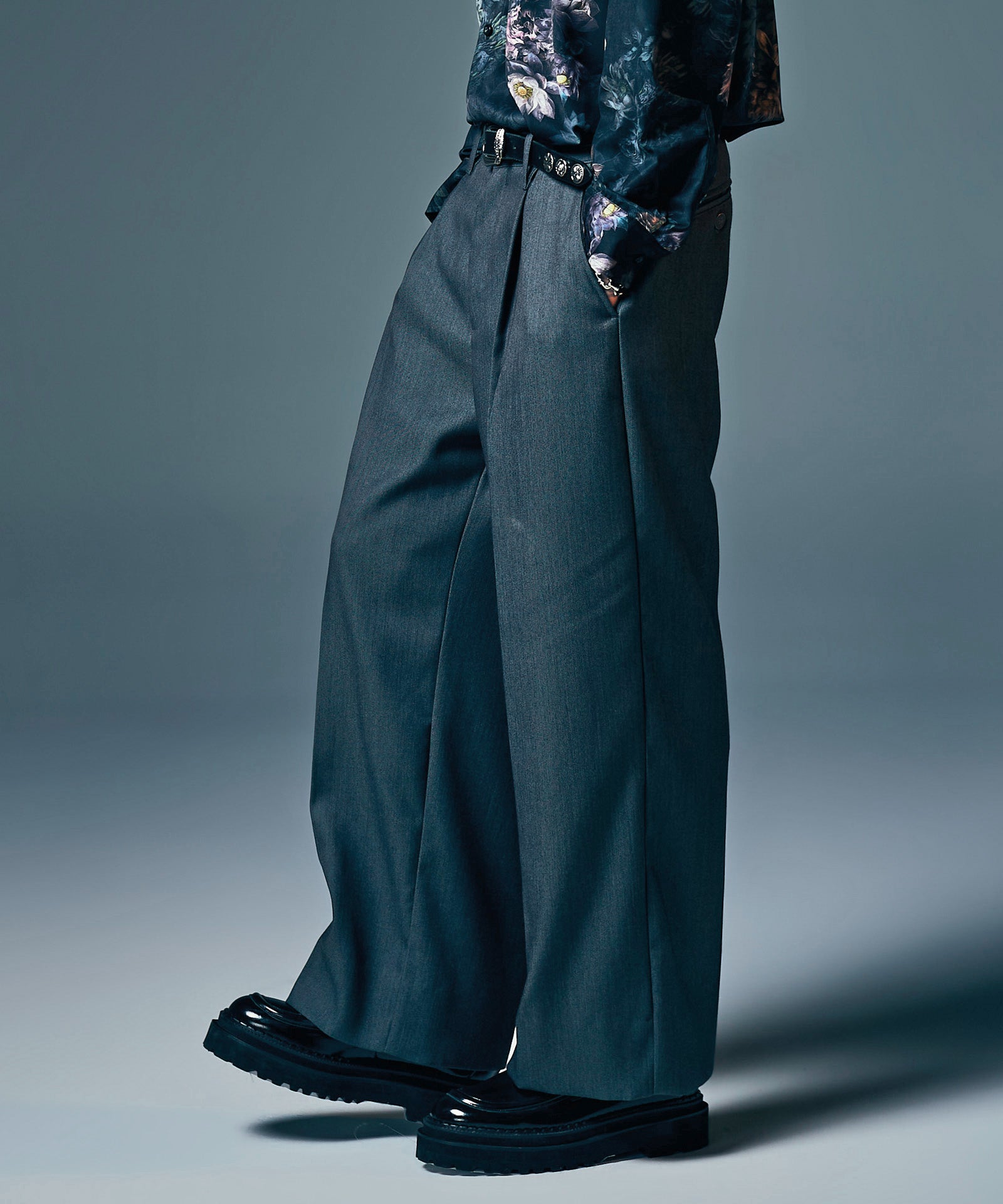 GB0326/P04 : Grace Wide Slacks / グレースワイドスラックス | glamb