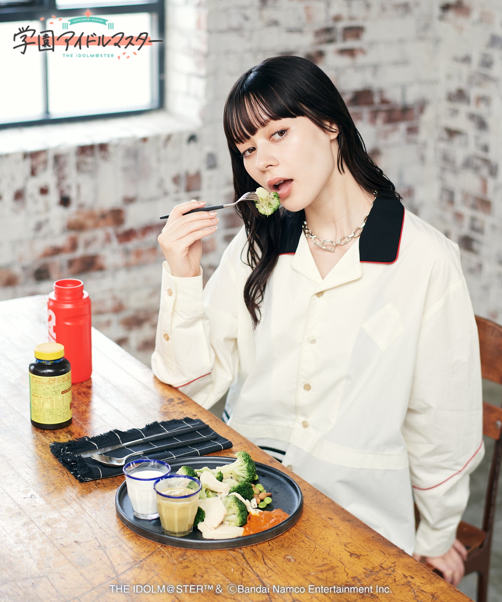 H:166 / C:80 / W:56 / H:86 着用サイズ:M