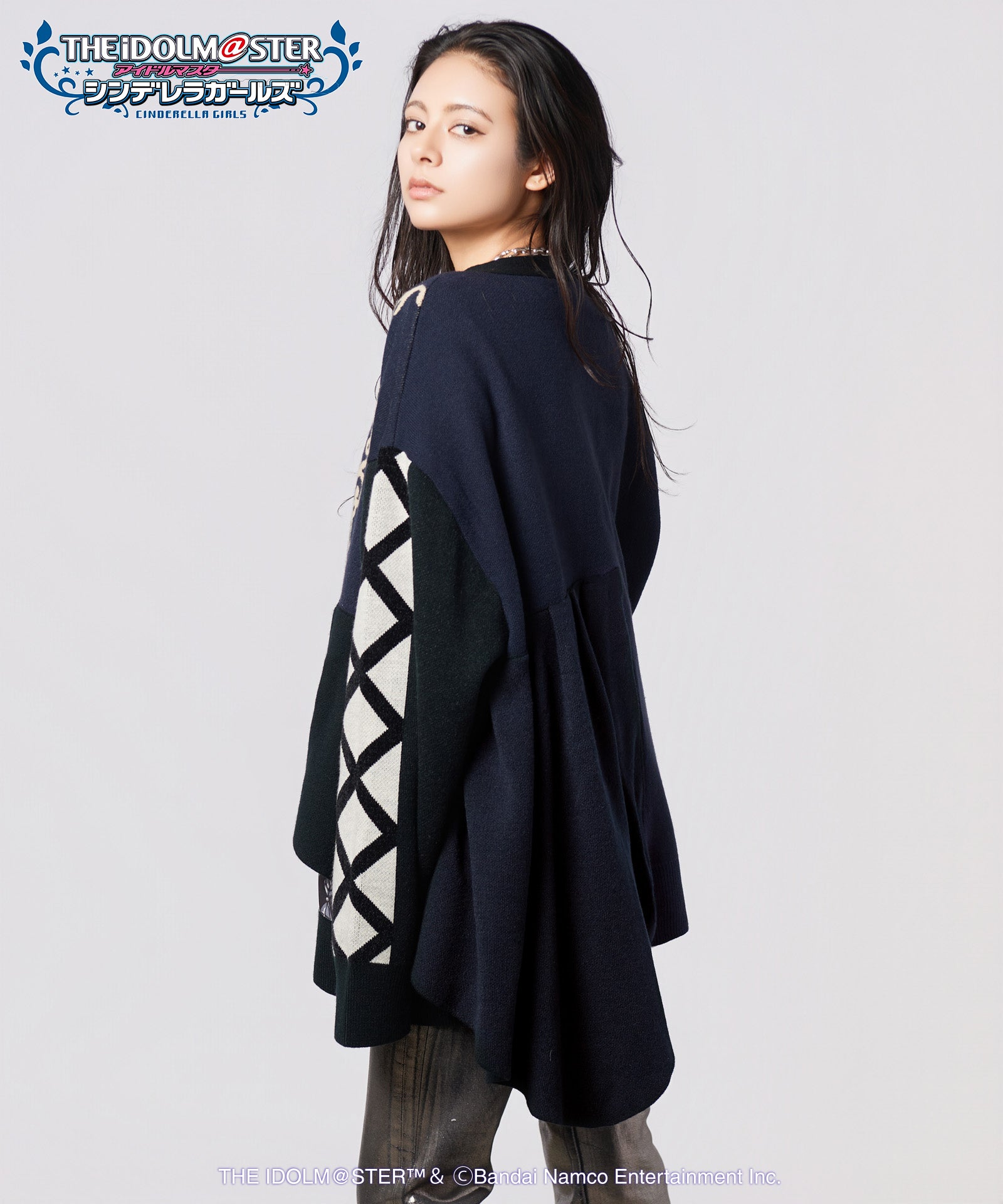 H:167 / C:82 / W:62 / H:88 着用サイズ:L