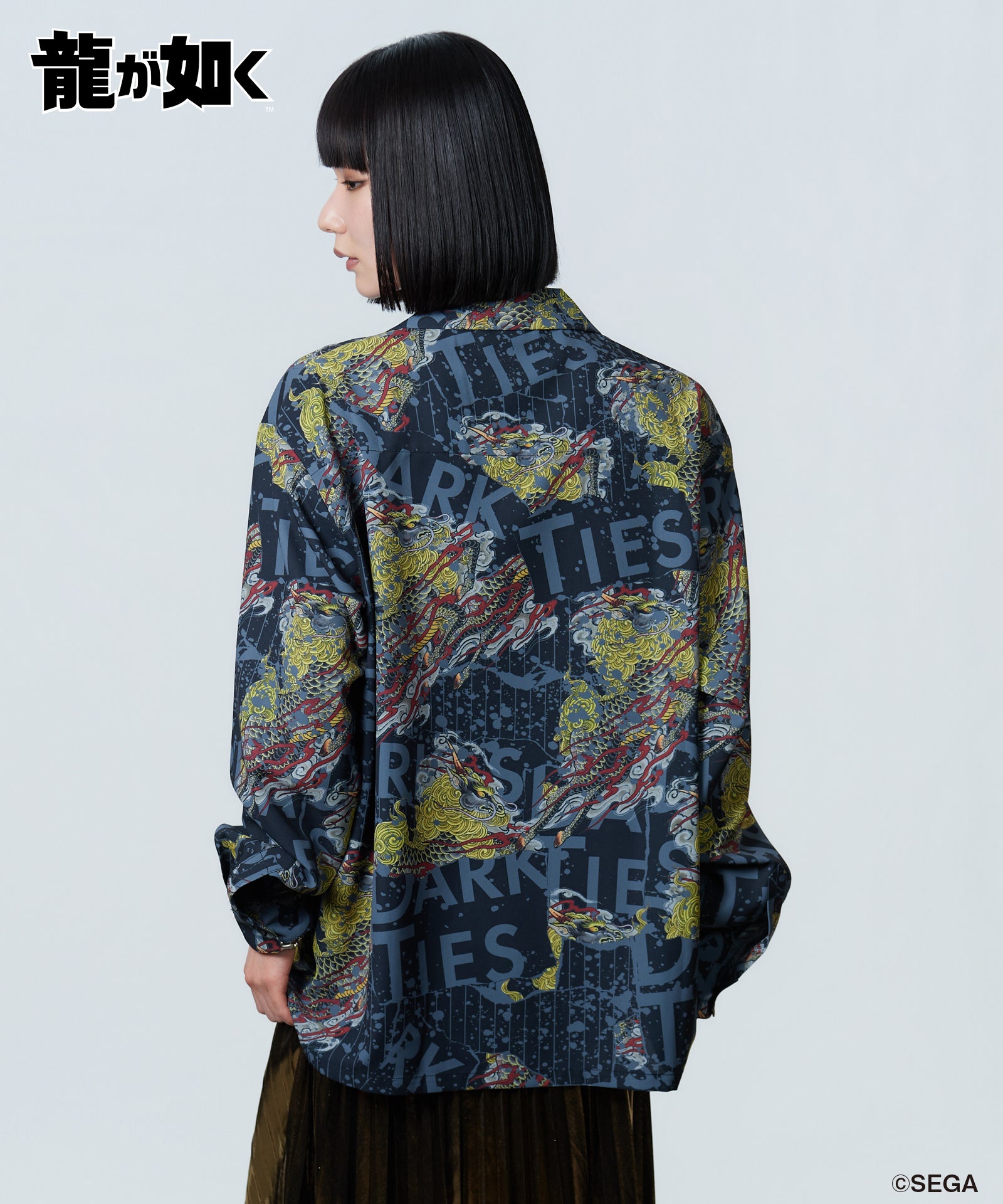 H:170 / C:77 / W:57 / H:81 着用サイズ:L